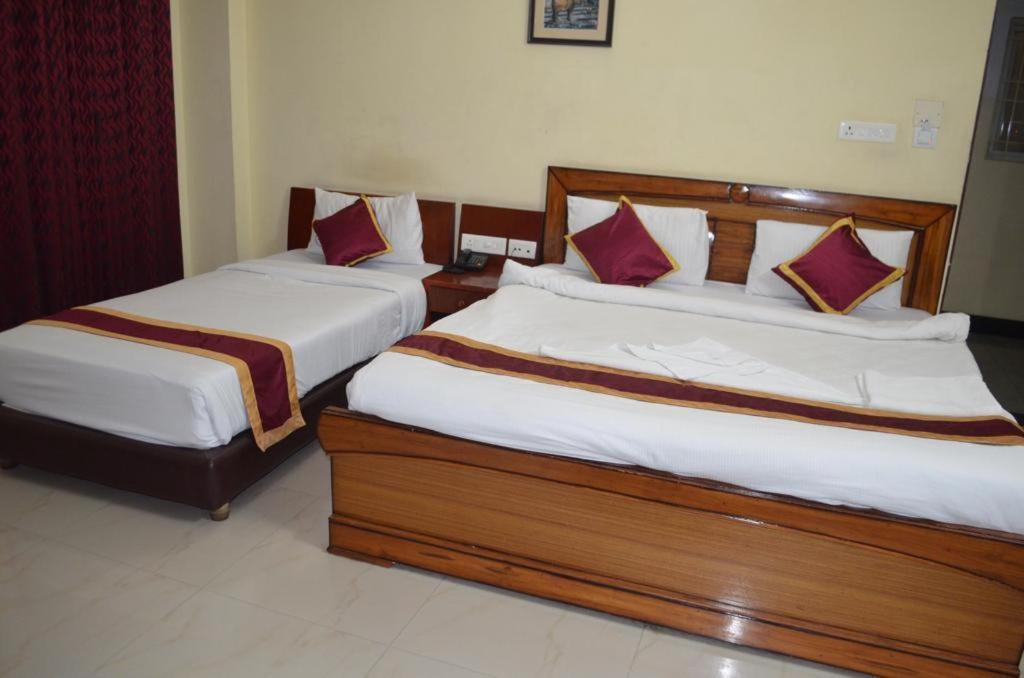White Bricks Inn Bangalore Exterior photo