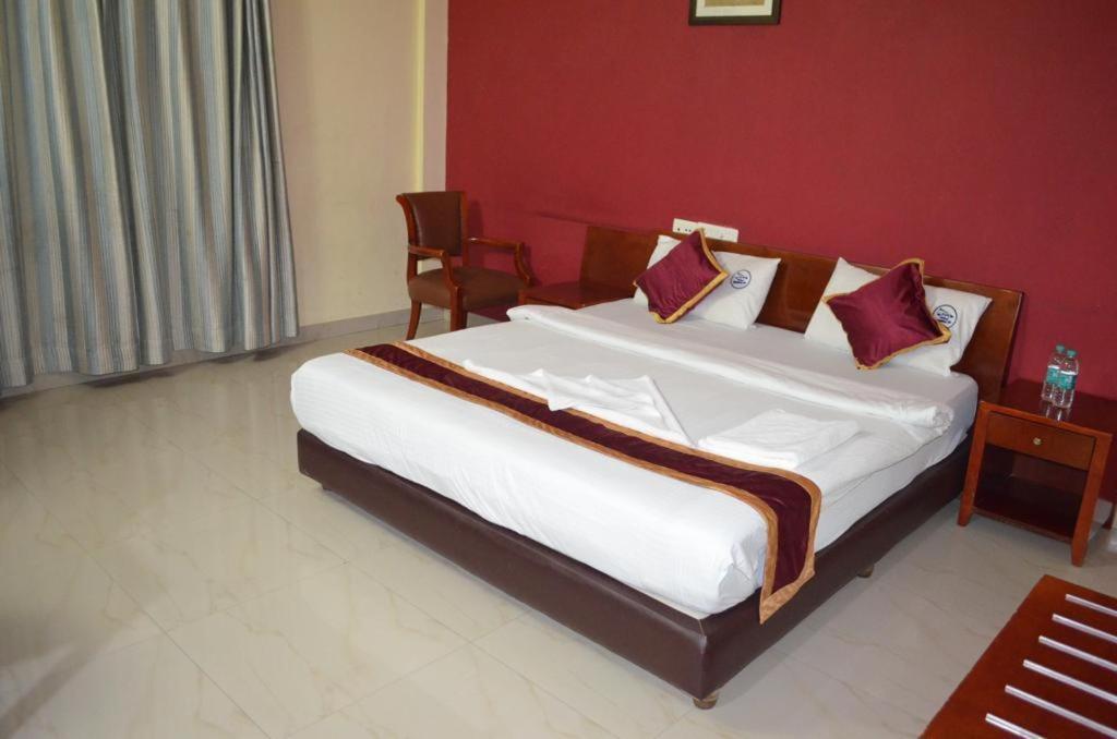White Bricks Inn Bangalore Exterior photo